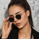 Fashion Retro Black UV400 Protection Shades Sun Glasses Trendy Small Round Sunglasses for Women Men Metal Frame For Travel Beach
