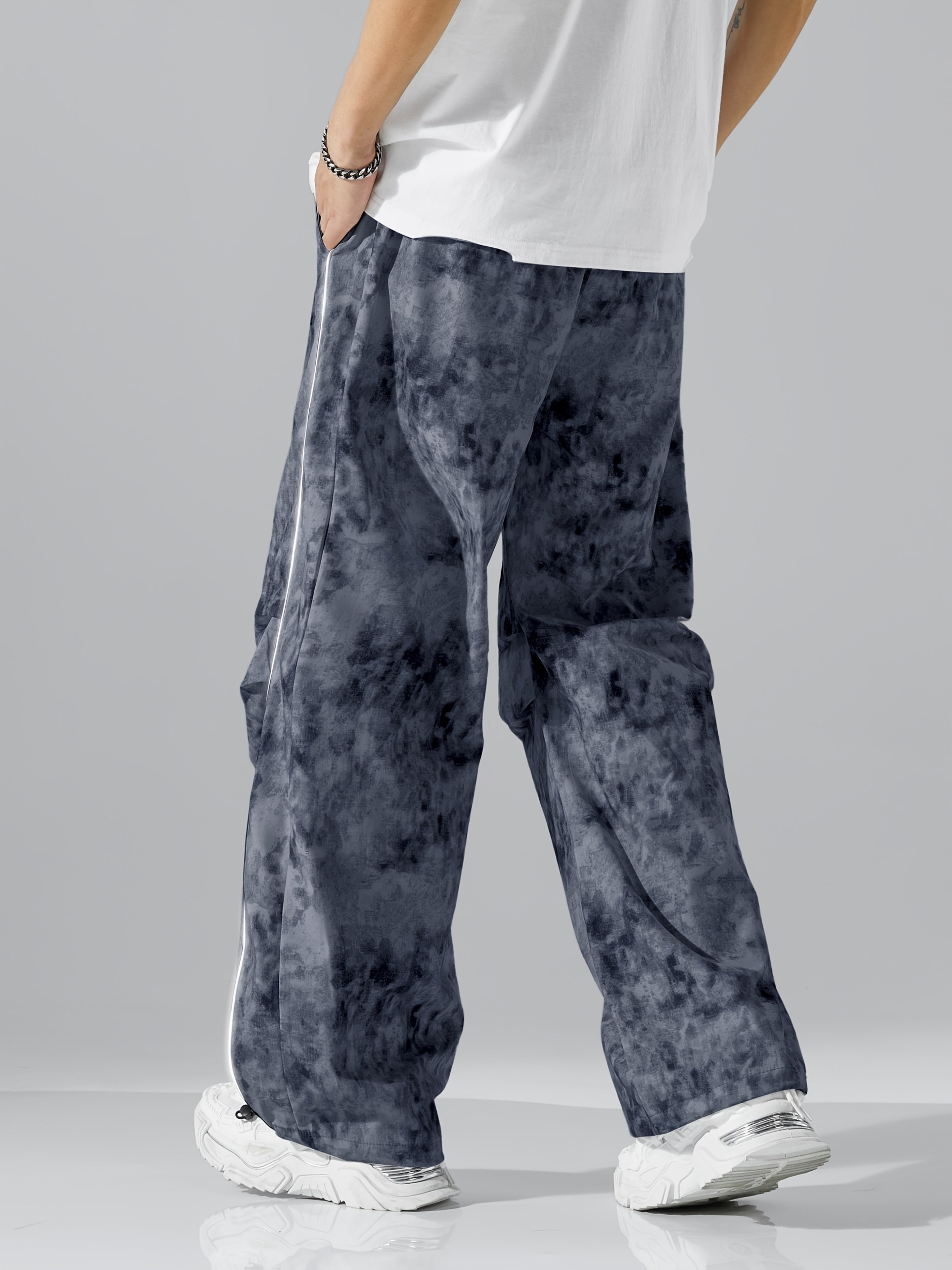 All-Season Digital Print Fashionable Loose Straight-Leg Cargo Pants, Dirty Pants, Sports Pants, Umbrella Pants, Motorcycle Casual Pants, Breathable, Wrinkle-Resistant, Smooth Texture, Reflective Strap Design, Elastic Drawstri