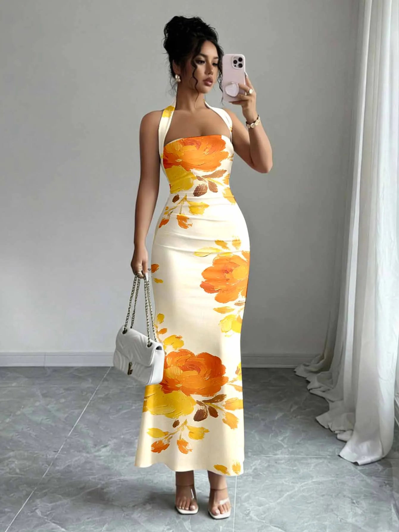 Hip-Hugging Sleeveless Long Skirt with Hanging Neck Design